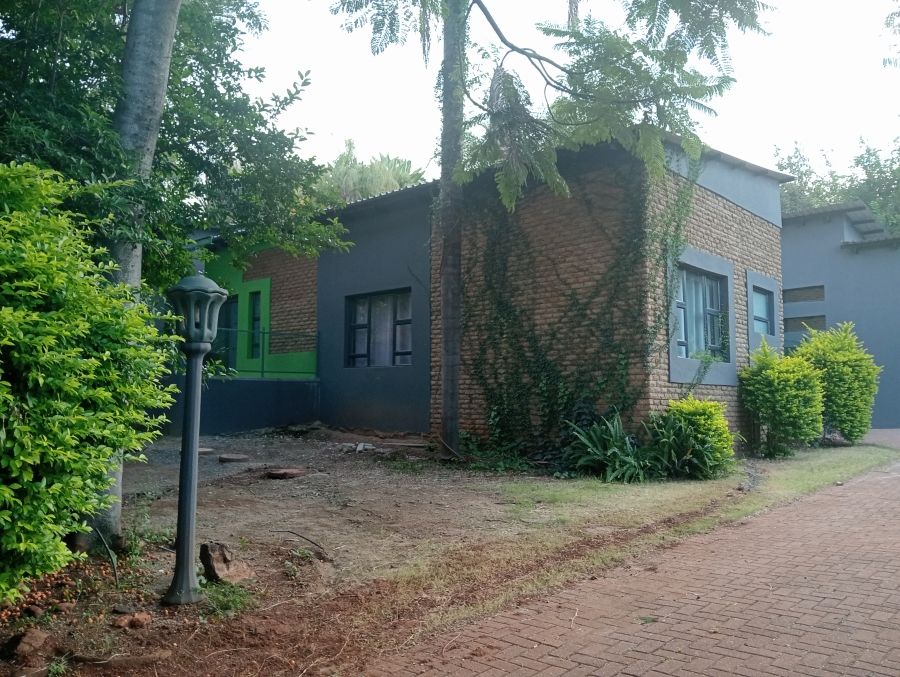 To Let 4 Bedroom Property for Rent in Cashan North West